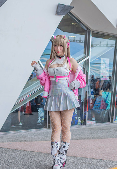 iorimoe five pretty actress archive