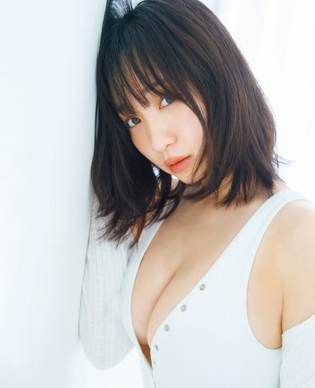 iorimoe five nude star image