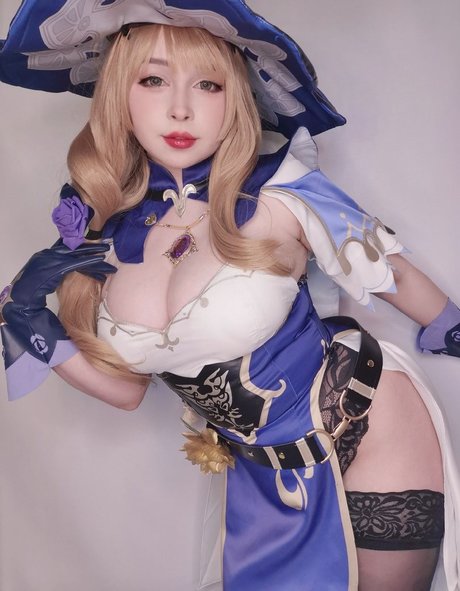 Yoshinobi beautiful model images