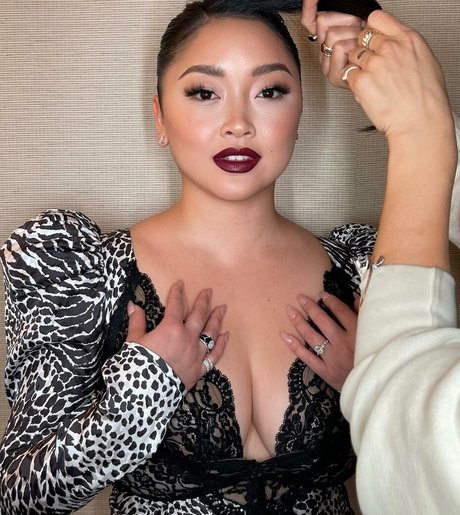 Lana Condor star sexy photos