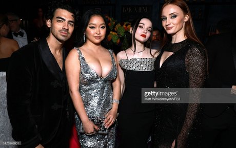 Lana Condor star free images