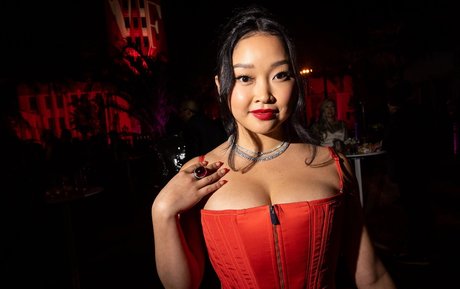 Lana Condor nudes pornstar pics