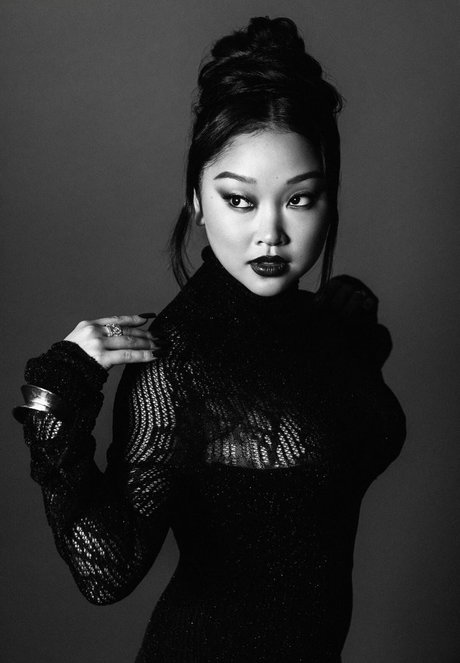 Lana Condor Profile pic