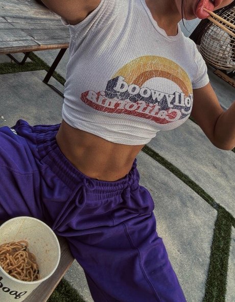 mira nowhere sexy model images