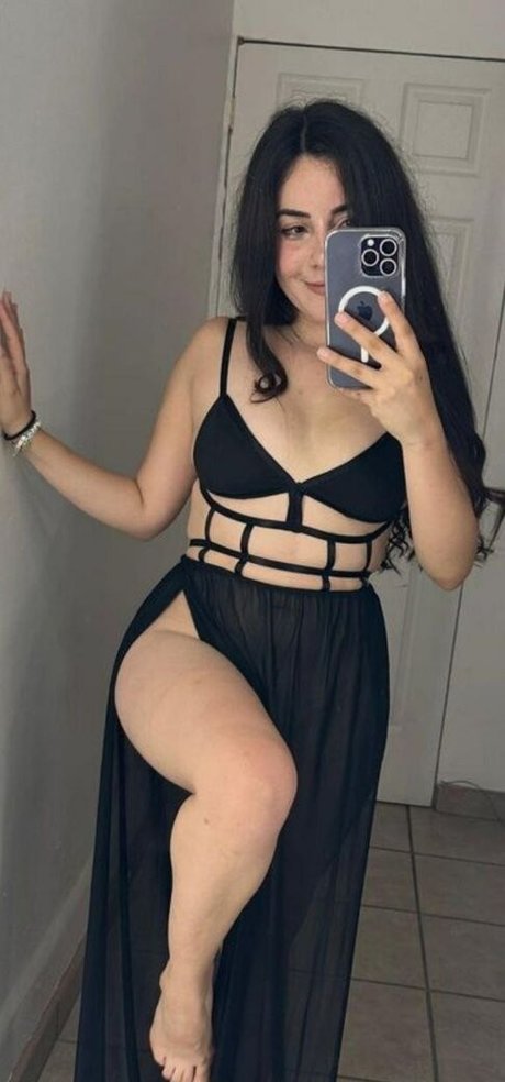 bellacuentos nudes model photos