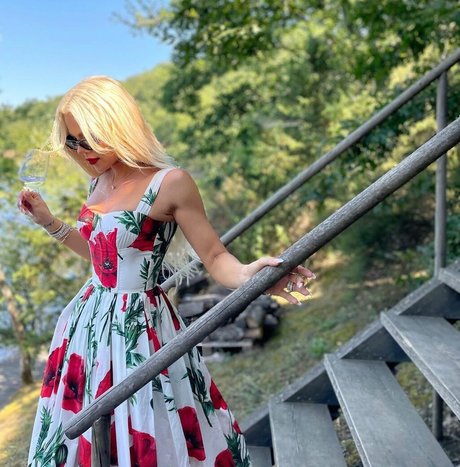 Khloe Kardashian hd pornstar pictures