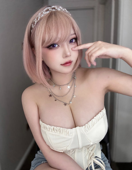 Takomayuyi high quality model images