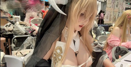 Takomayuyi star photos