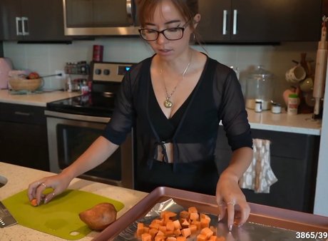 Mayahiga nude pornstar galleries