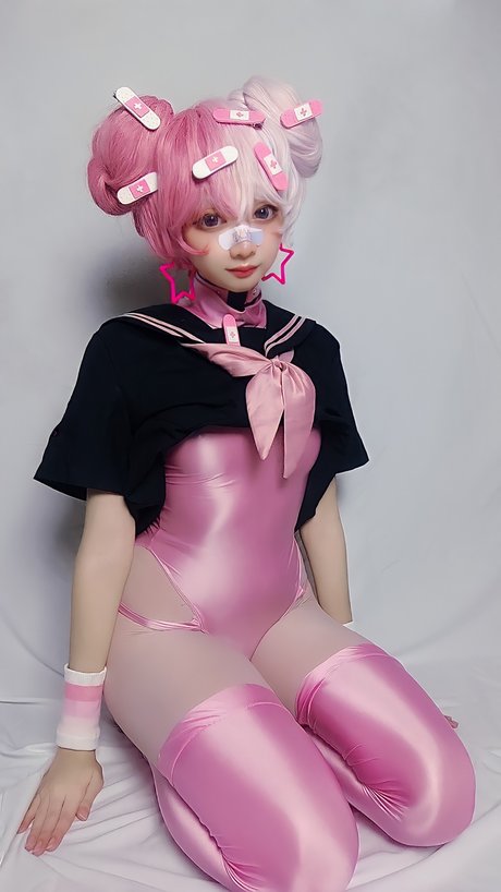 Evil Overlord Gabo star sexy image