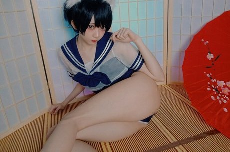 Evil Overlord Gabo model xxx pictures