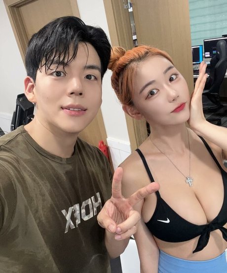 Berry nudes pornstar image