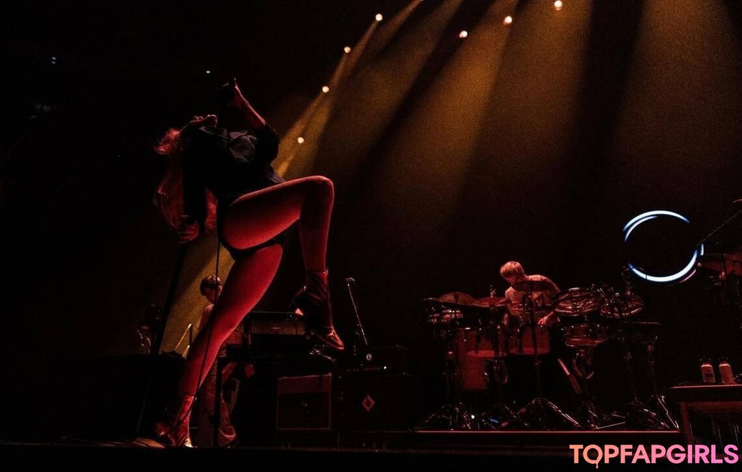 Hayley Williams nice star pics