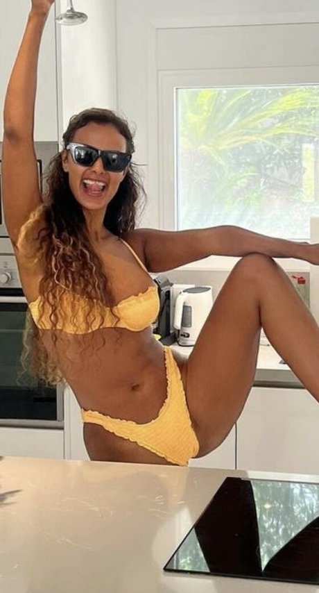 Maya Jama free model photos