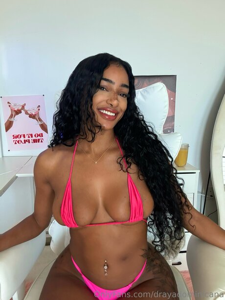 drayadominicana star nude photo
