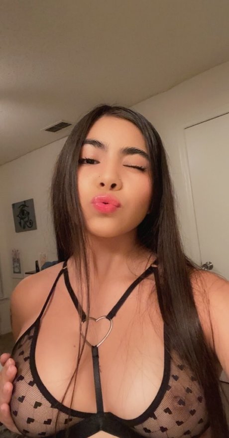 kenniwennii porn star pics