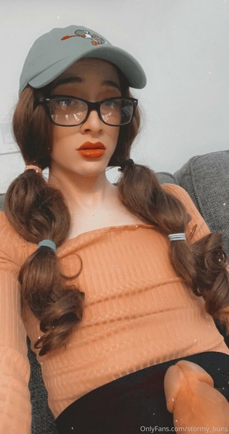 Stormy buns hot actress picture