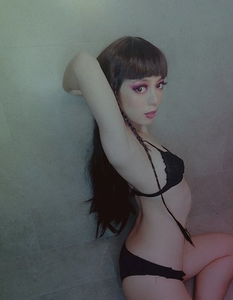 MAIScnhyo erotic model galleries