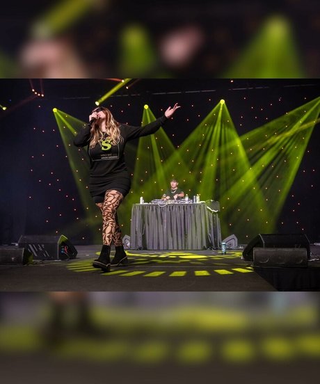 Demondice Karen star perfect archive