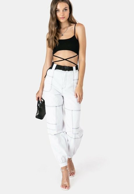 Anna Zak star nude pictures