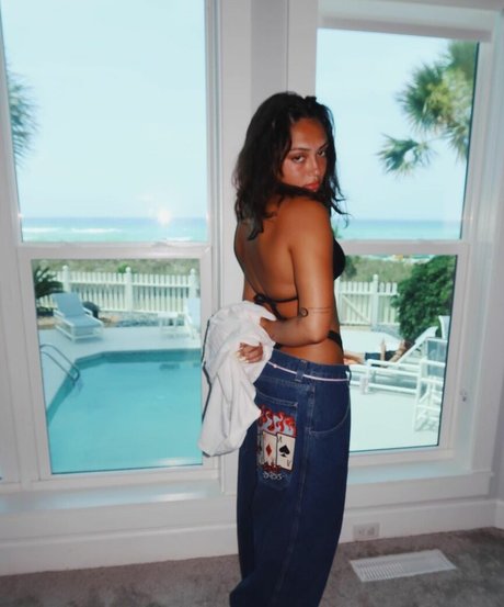 Avani Gregg model pretty photos