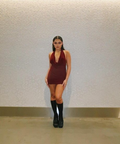 Avani Gregg model art pics