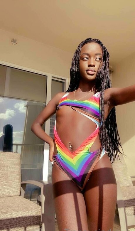 tastytracey18 model picture