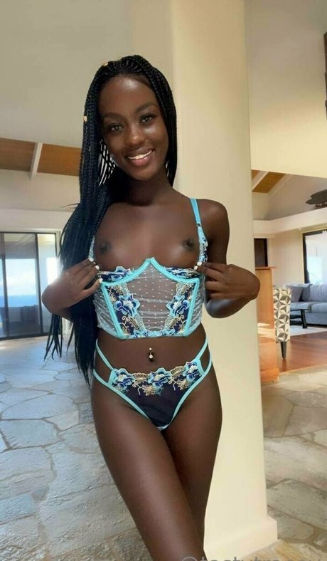 tastytracey18 pornstar high quality images