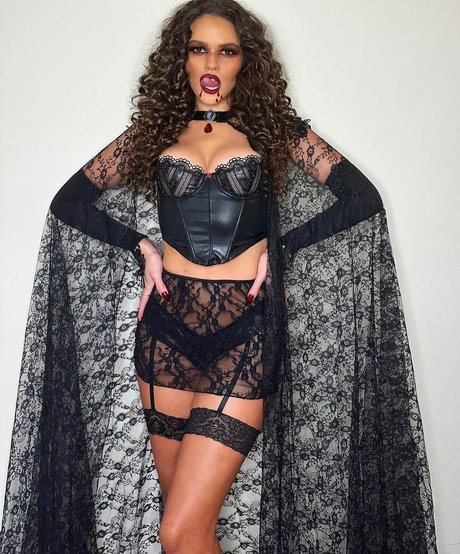 Madison Pettis pretty star img