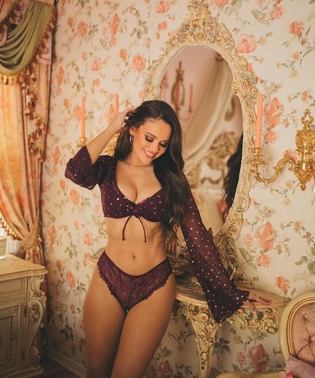 Madison Pettis nice actress images