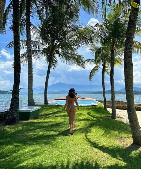 Vivi Wanderley model xxx galleries