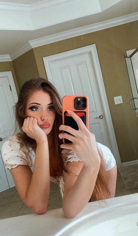 luweazl beautiful model pictures