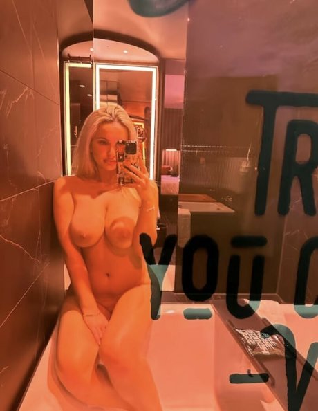 Vee Campbell art pornstar galleries