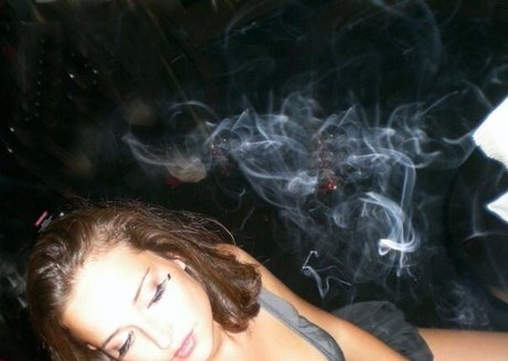 Milana Vayntrub star top archive