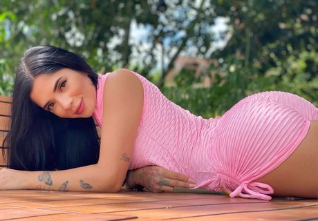 Annielust art star gallery