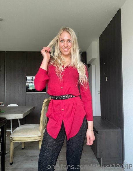 siswetlive pornographic actress picture