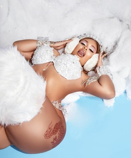 latto777 model erotic images