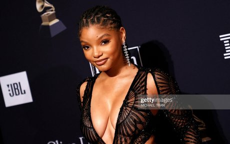 Halle Bailey model porn archive