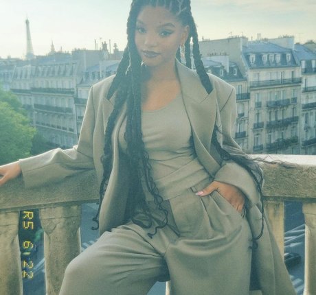 Halle Bailey porn star archive