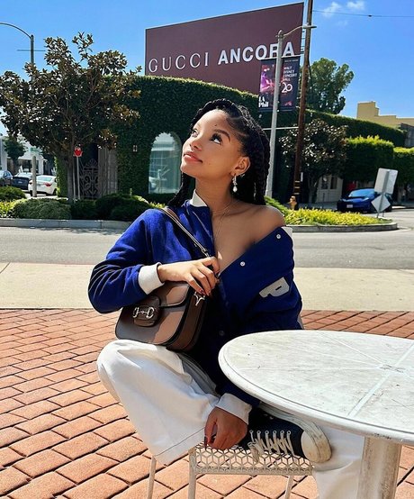 Halle Bailey pornstar pretty galleries