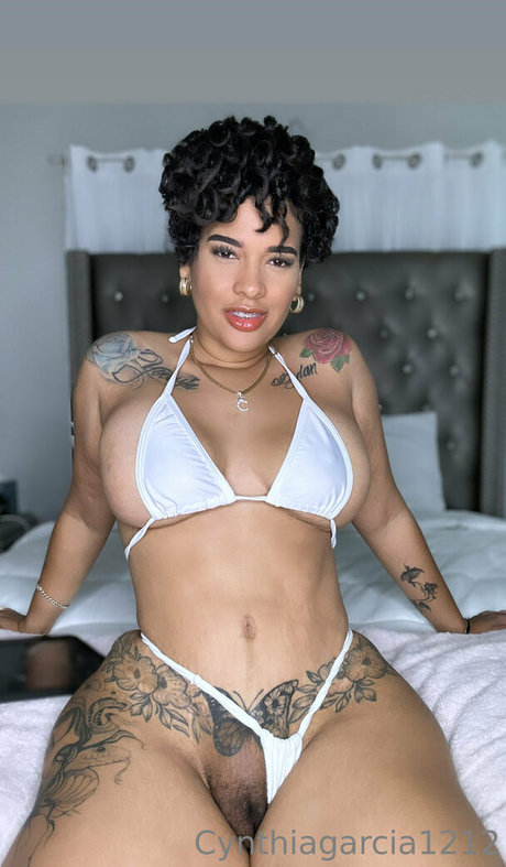 cynthiag1212 naked pornstar pictures