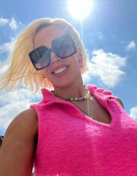 rebeccamoreuk beautiful star photo