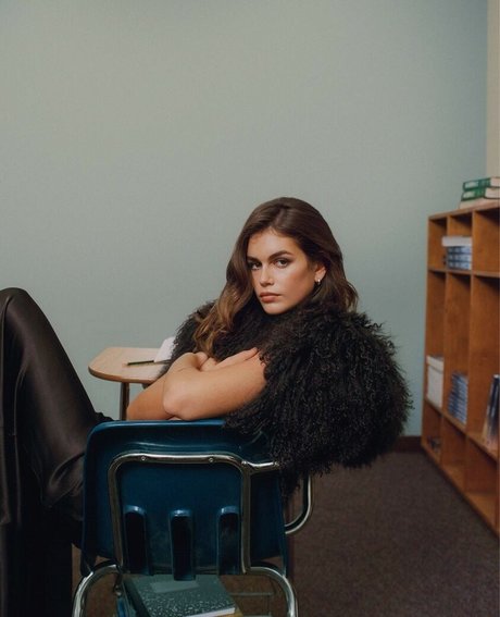 Kaia Gerber pornstar exclusive picture