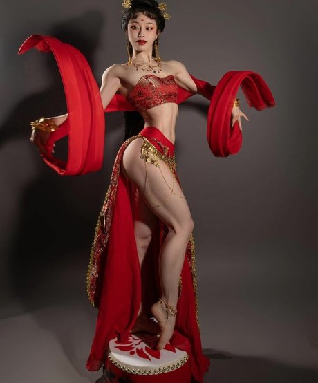 Yuan Herong star pornographic pictures