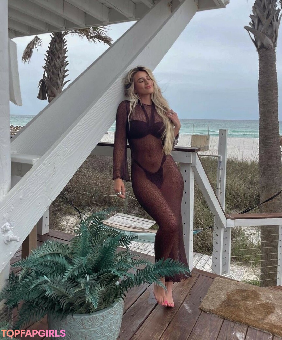 hadelinemope sex model picture