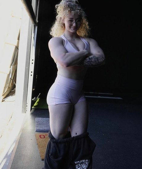 Chloethehokage porn model images