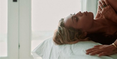 Miley Cyrus perfect star picture