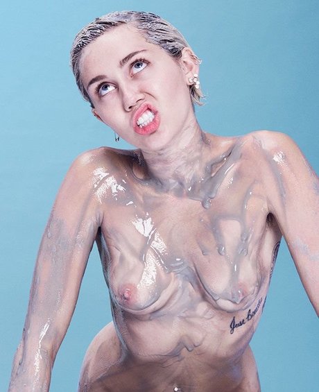 Miley Cyrus free star pictures