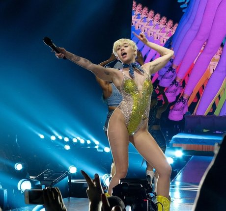 gloryhole princess onlyfans sexy photo