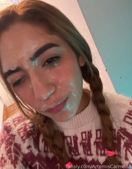 Artemis Carmona beautiful actress pics